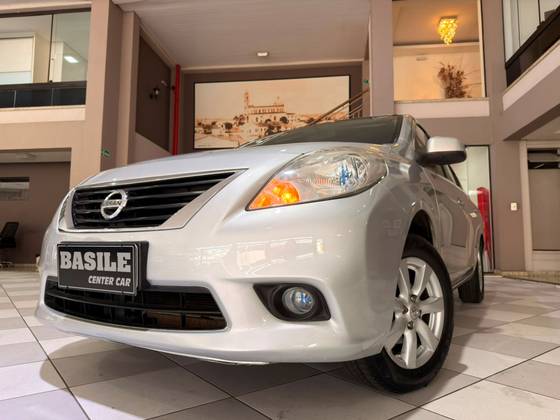 NISSAN VERSA 1.6 16V FLEX SL 4P MANUAL NISSAN VERSA 1.6 16V FLEX SL 4P MANUAL